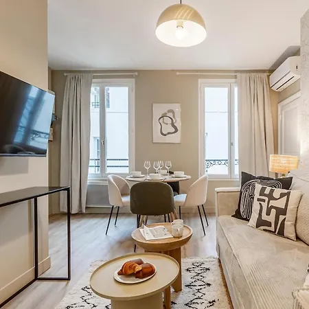 A31#republique # 1bedroom # Marais # Paris03 # Ac