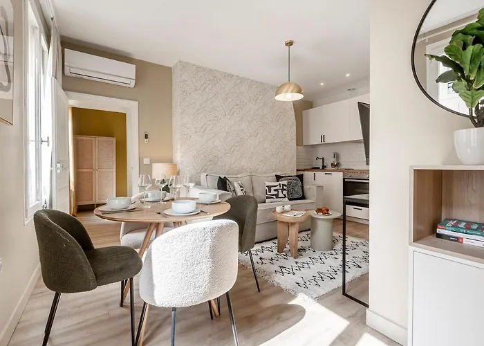 A31#republique # 1bedroom # Marais # Paris03 # Ac